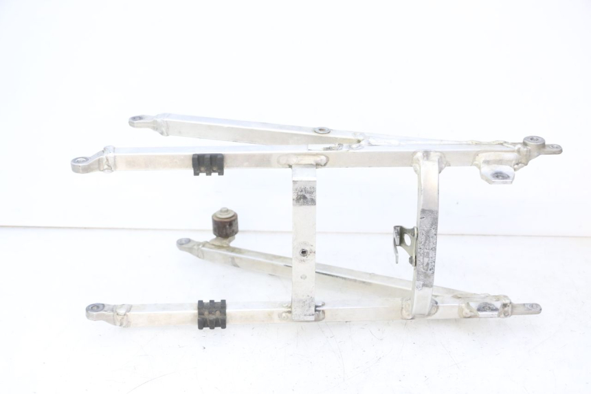 photo de ARCO DO QUADRO TRASEIRO YAMAHA YZ-F YZF 250 (2014 - 2018) - Outro ângulo de visão