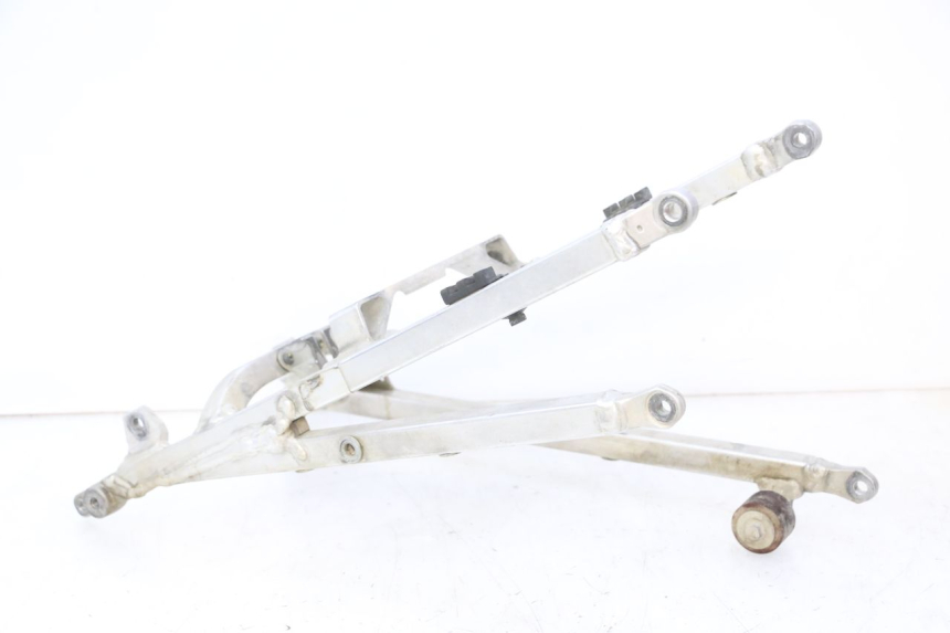 photo de ARCO DO QUADRO TRASEIRO YAMAHA YZ-F YZF 250 (2014 - 2018) - Pontos de fixação
