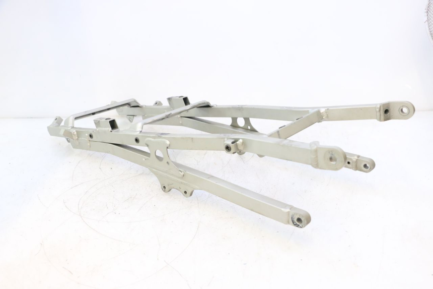 photo de LAÇO DO QUADRO TRASEIRO KAWASAKI ZX-6R ZX6R 600 (2000 - 2002) - Ampliação técnica