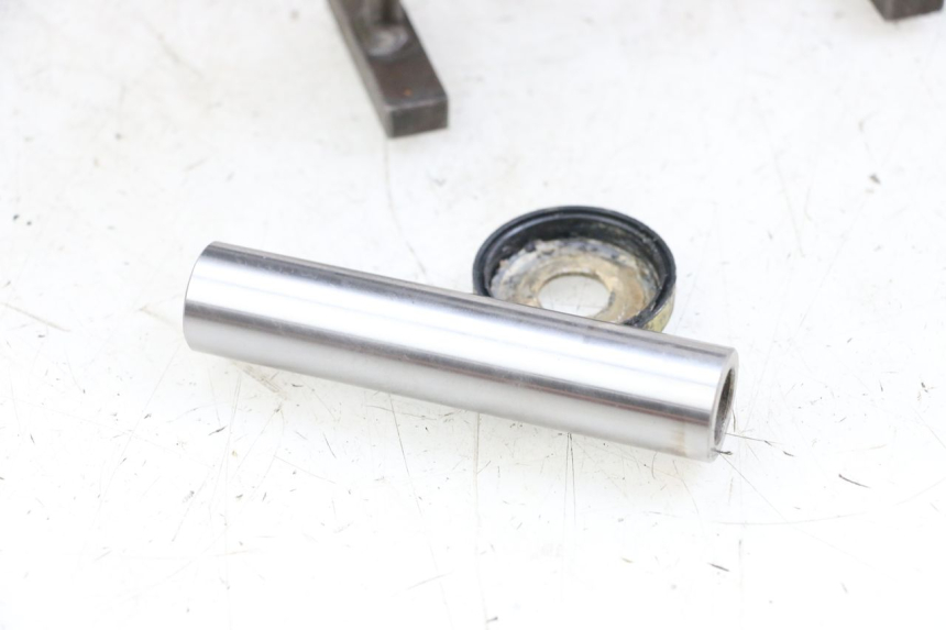 photo de BRAÇO OSCILANTE HYOSUNG GV AQUILA 125 (2000 - 2009) - Outro ângulo de visão