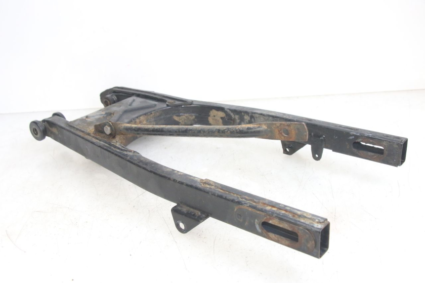 photo de Balança traseira HONDA CA REBEL 125 (1995 - 2001) - Detalhe da peça