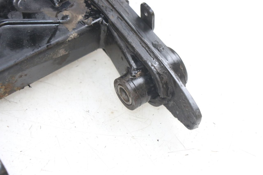 photo de Balança traseira HONDA CA REBEL 125 (1995 - 2001) - Zoom do estado de desgaste