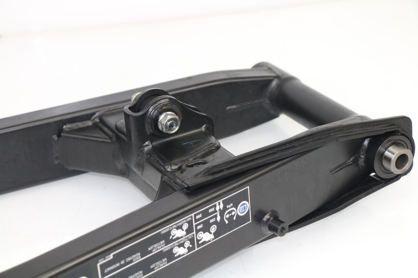 photo de BRAÇO OSCILANTE HONDA CB F CBF ABS 500 (2013 - 2015) - Zoom do estado de desgaste