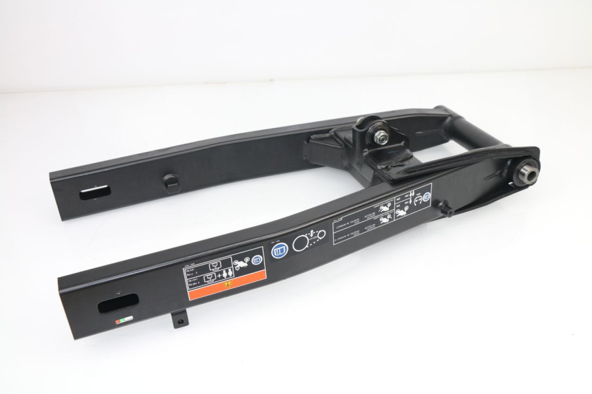 photo de BRAÇO OSCILANTE HONDA CB F CBF ABS 500 (2013 - 2015) - Outro ângulo de visão