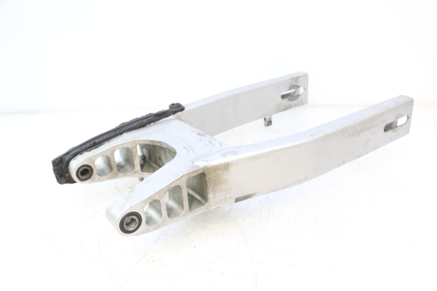 photo de BRAÇO OSCILANTE HONDA CB F HORNET 600 (2005 - 2006) - Vista geral