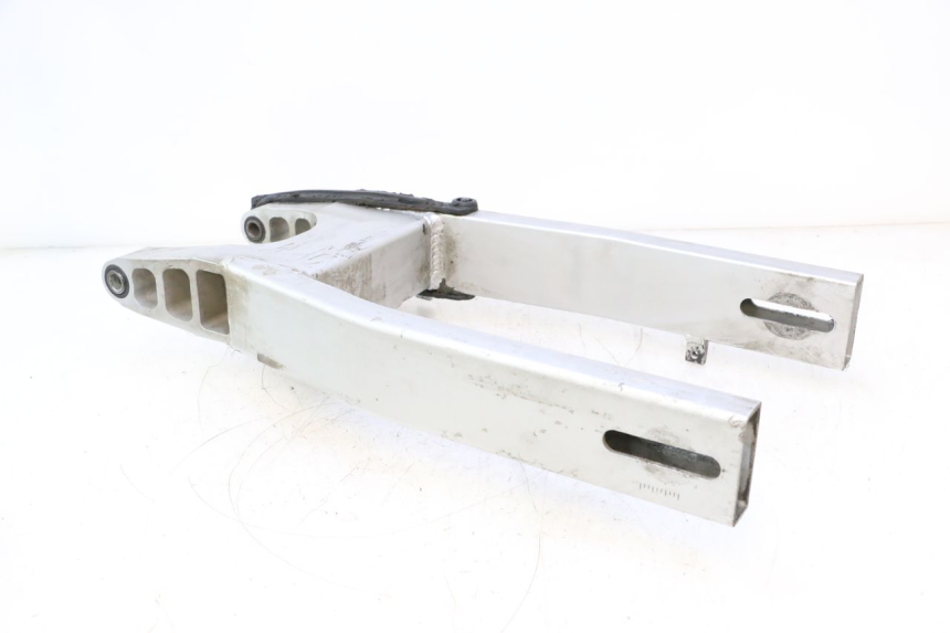 photo de BRAÇO OSCILANTE HONDA CB F HORNET 600 (2005 - 2006) - Pontos de fixação