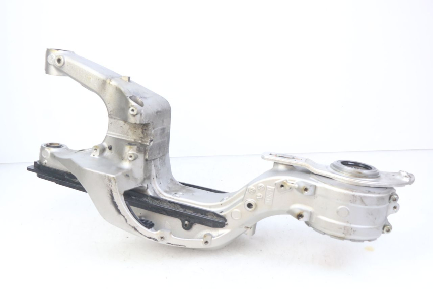 photo de BRAÇO OSCILANTE HONDA CB R 1000 (2018 - 2023) - Vista geral