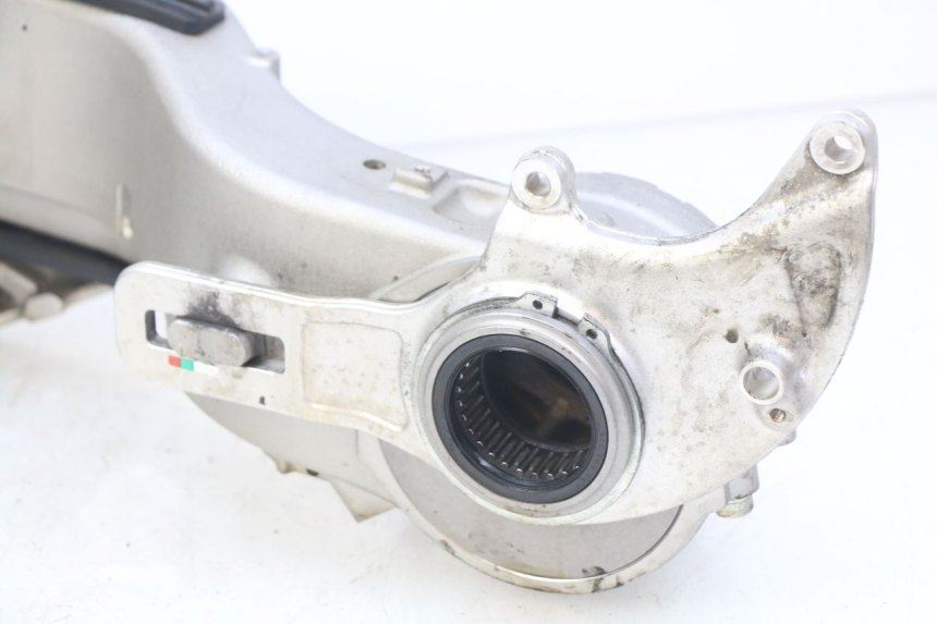 photo de BRAÇO OSCILANTE HONDA CB R 1000 (2018 - 2023) - Estado da superfície