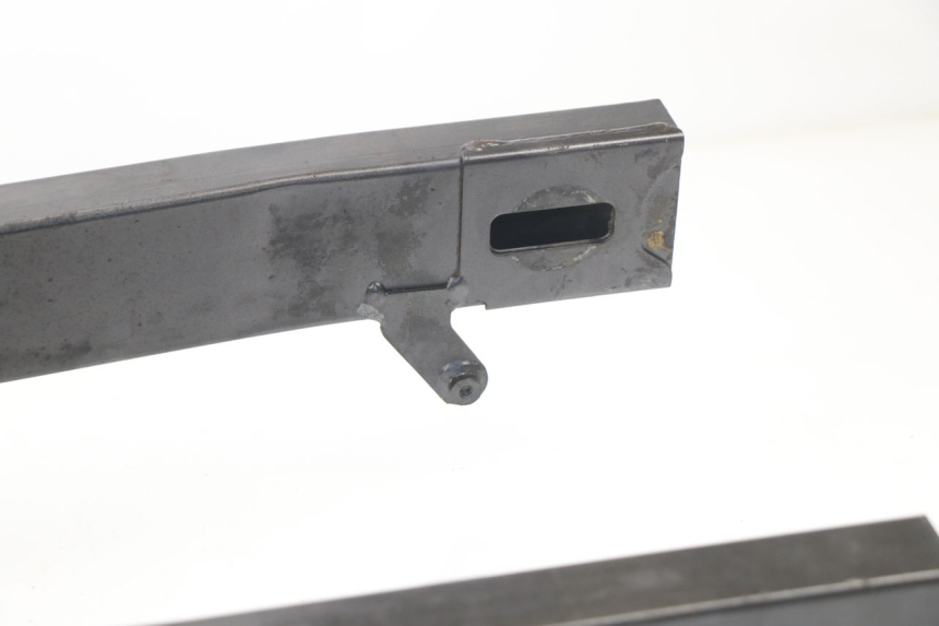 photo de BRAÇO OSCILANTE HONDA CBF 500 (2004 - 2007) - Detalhes característicos