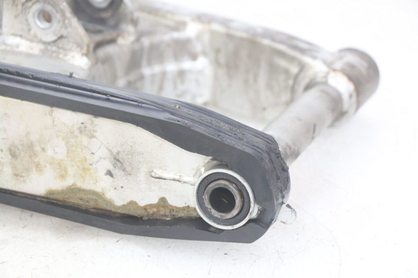 photo de BRAÇO OSCILANTE HONDA CBR F SC25 1000 (1989 - 1992) - Marcações e referências