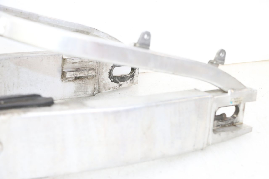 photo de BRAÇO OSCILANTE HONDA CBR RR FIREBLADE 900 (1992 - 1994) - Estrutura - ampliação