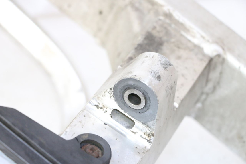 photo de BRAÇO OSCILANTE HONDA CBR RR FIREBLADE 900 (1992 - 1994) - Ampliação técnica