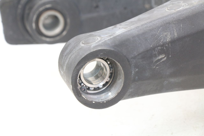 photo de Balança traseira HONDA CBRF CBR-F PC41 600 (2011 - 2013) - Outro ângulo de visão