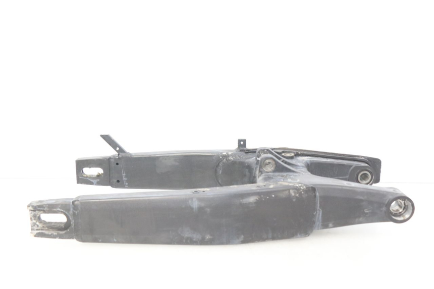 photo de Balança traseira HONDA CBRF CBR-F PC41 600 (2011 - 2013) - Pontos de fixação