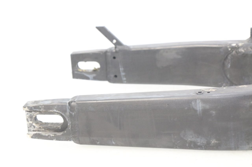 photo de Balança traseira HONDA CBRF CBR-F PC41 600 (2011 - 2013) - Marcações e referências