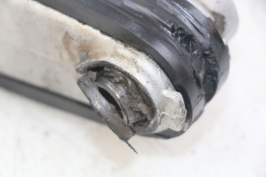 photo de BRAÇO OSCILANTE HONDA CR 80 (2001 - 2003) - Pontos de fixação