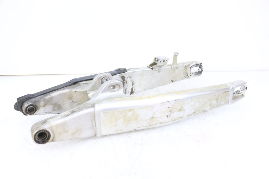 photo de BRAÇO OSCILANTE HONDA CRF R 250 (2020 - 2021) - Detalhes característicos