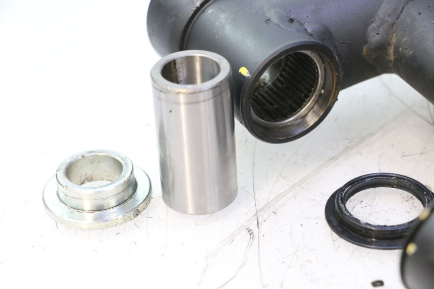 photo de BALANçA TRASEIRA KAWASAKI ER-6 ER6 F ABS 650 (2012 - 2016) - Detalhe da peça