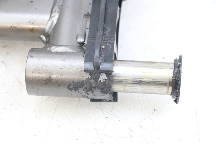 photo de BRAÇO OSCILANTE KAWASAKI ER-6 ER6 N 650 (2012 - 2016) - Zoom do estado de desgaste