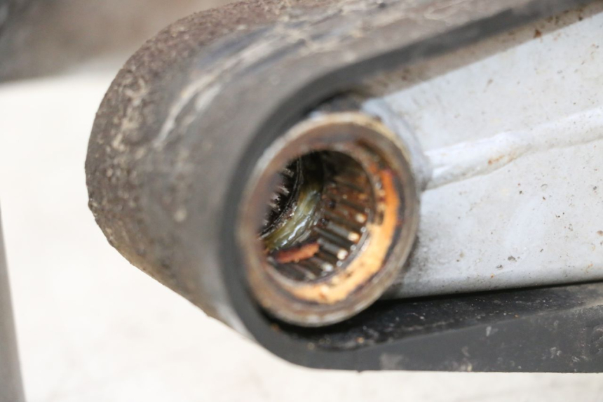 photo de BRAÇO OSCILANTE APRILIA ETX 125 (1998 - 2002) - Pontos de fixação