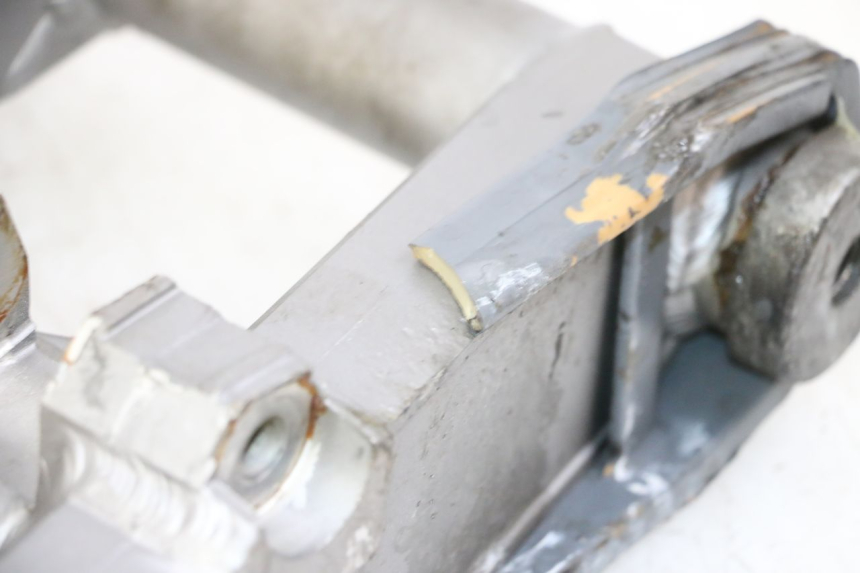 photo de BRAÇO OSCILANTE YAMAHA FJ 36Y 1100 (1984 - 1985) - Zoom do estado de desgaste