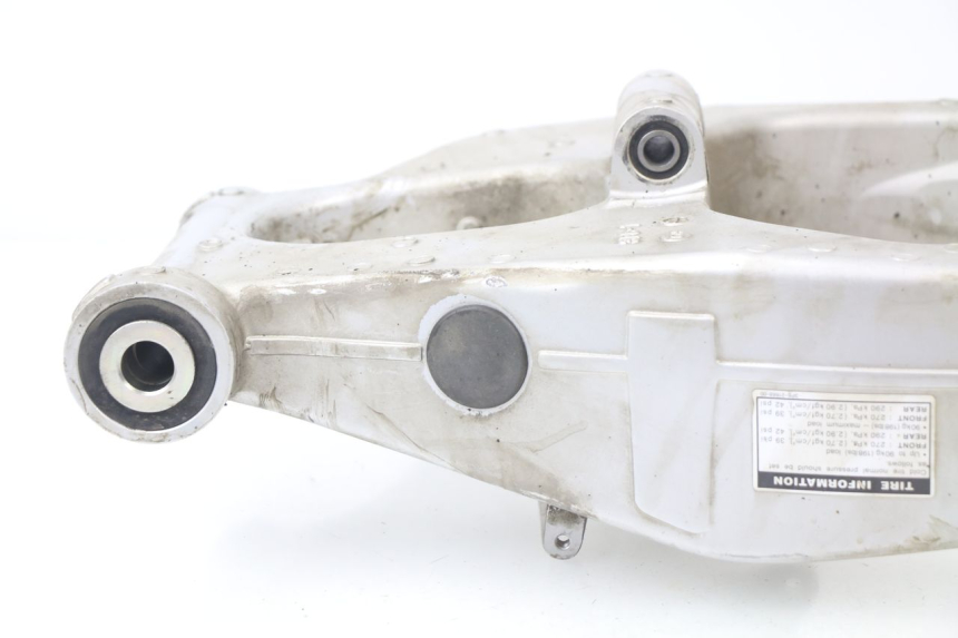 photo de BRAÇO OSCILANTE YAMAHA FJR ABS 1300 (2006 - 2012) - Estado da superfície