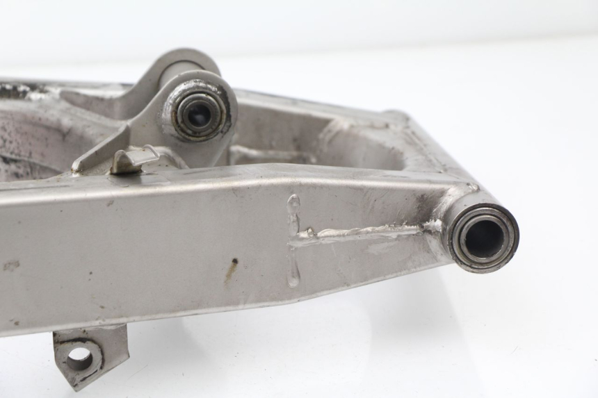 photo de BRAÇO OSCILANTE SUZUKI GSF N BANDIT 600 (2000 - 2004) - Outro ângulo de visão