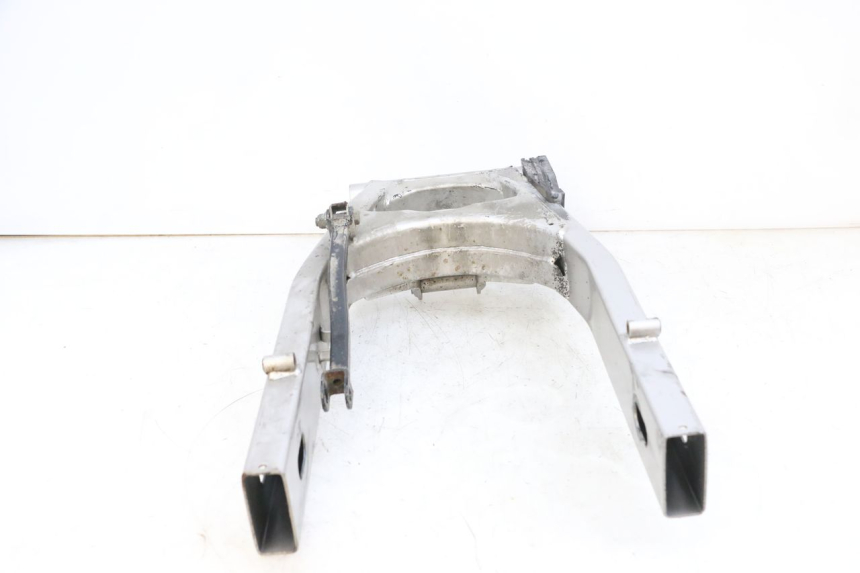 photo de Balança traseira SUZUKI GSF N BANDIT 600 (1996 - 1999) - Zoom de qualidade