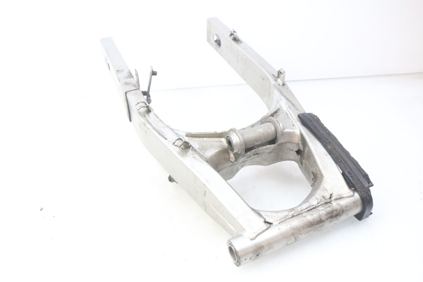 photo de Balança traseira SUZUKI GSF S BANDIT 600 (2000 - 2004) - Vista principal