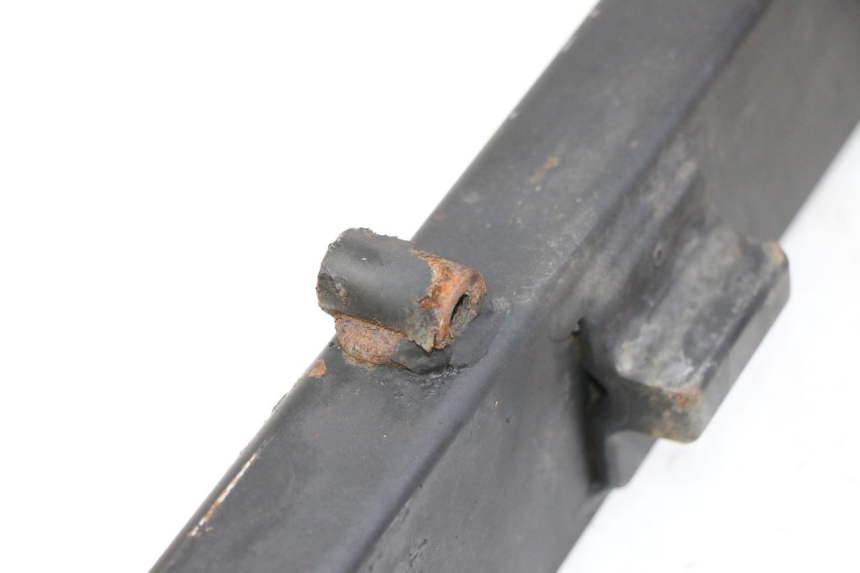 photo de BRAÇO OSCILANTE SUZUKI GSR 750 (2011 - 2017) - Detalhe da peça