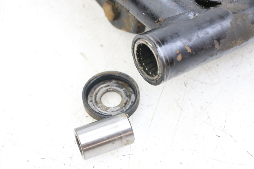 photo de Balança traseira SUZUKI GSX E 250 (1982 - 1983) - Ampliação técnica