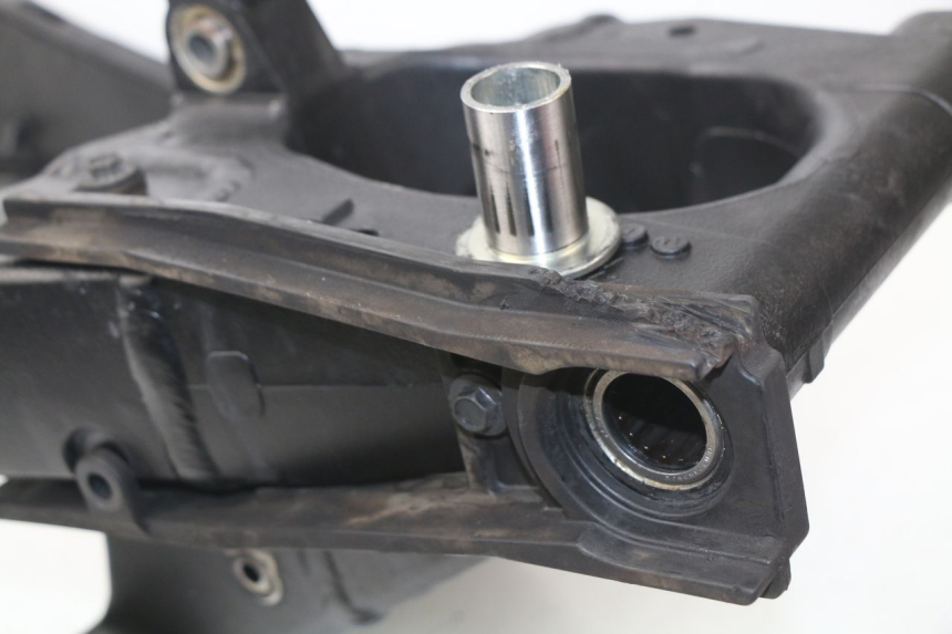 photo de Balança traseira SUZUKI GSX-R GSXR K16 1000 (2012 - 2016) - Detalhe da peça