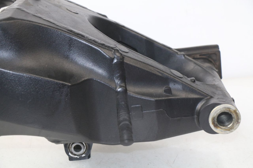 photo de Balança traseira SUZUKI GSX-R GSXR K16 1000 (2012 - 2016) - Detalhes característicos
