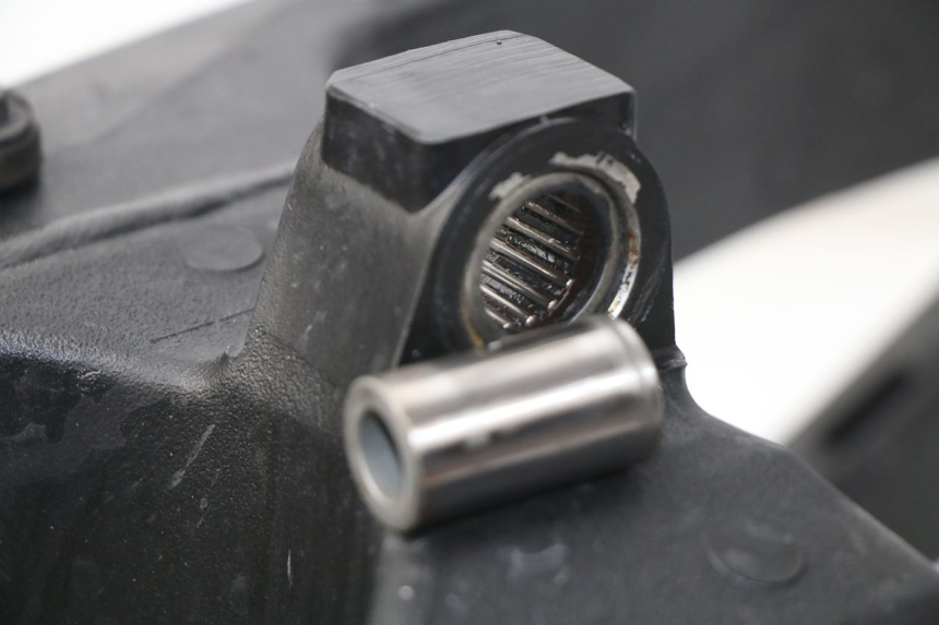 photo de Balança traseira SUZUKI GSX-R GSXR K16 1000 (2012 - 2016) - Outro ângulo de visão