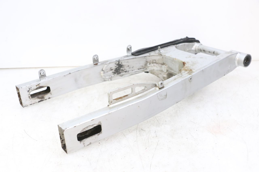 photo de Balança traseira HONDA CBR F 1000 (1993 - 1996) - Outro ângulo de visão
