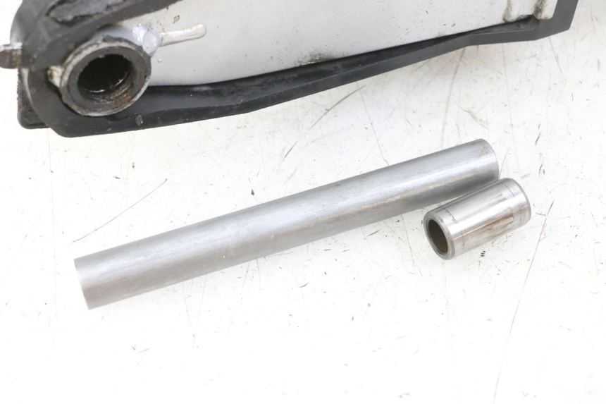 photo de Balança traseira HONDA CBR F 1000 (1993 - 1996) - Marcações e referências