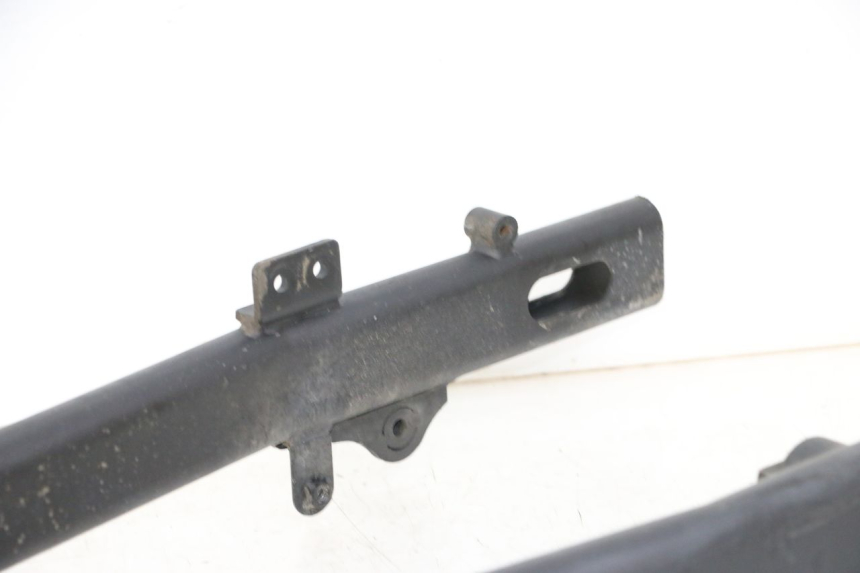 photo de BRAÇO OSCILANTE KEEWAY K-LIGHT KLIGHT 125 (2018 - 2025) - Pontos de fixação