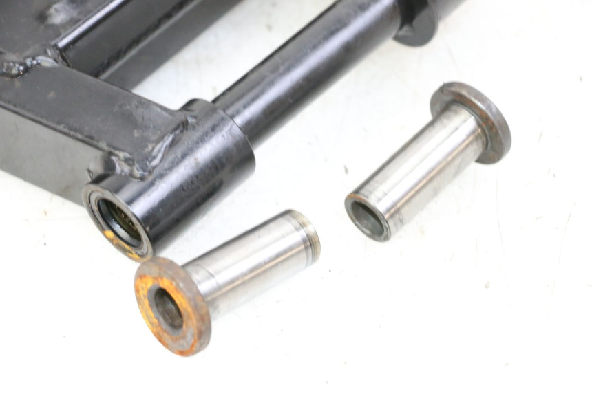 photo de Balança traseira KIDEN KD125-G 125 (2018 - 2022) - Detalhe da peça