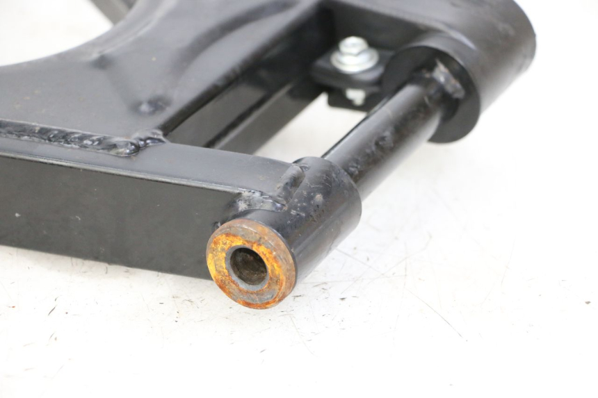 photo de Balança traseira KIDEN KD125-G 125 (2018 - 2022) - Detalhes característicos