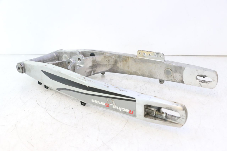 photo de BRAÇO OSCILANTE RIEJU MRT PRO SUPERMOTARD 50 (2007 - 2018) - Detalhes característicos