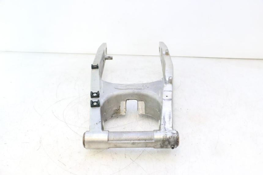 photo de BRAÇO OSCILANTE RIEJU MRT PRO SUPERMOTARD 50 (2007 - 2018) - Outro ângulo de visão
