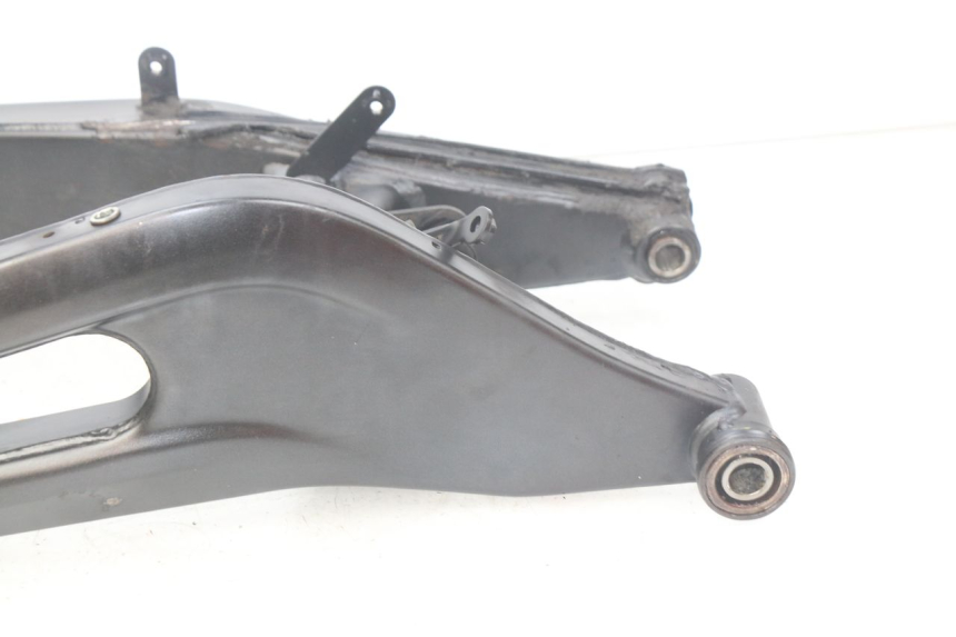 photo de Balança traseira YAMAHA MT-07 MT07 ABS 700 (2014 - 2017) - Ampliação técnica