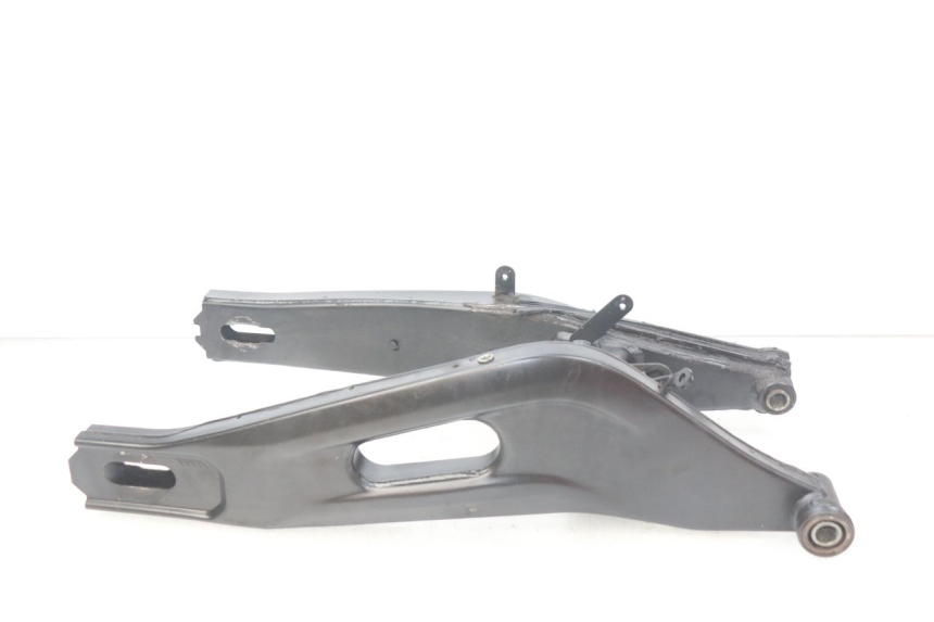 photo de Balança traseira YAMAHA MT-07 MT07 ABS 700 (2014 - 2017) - Pontos de fixação