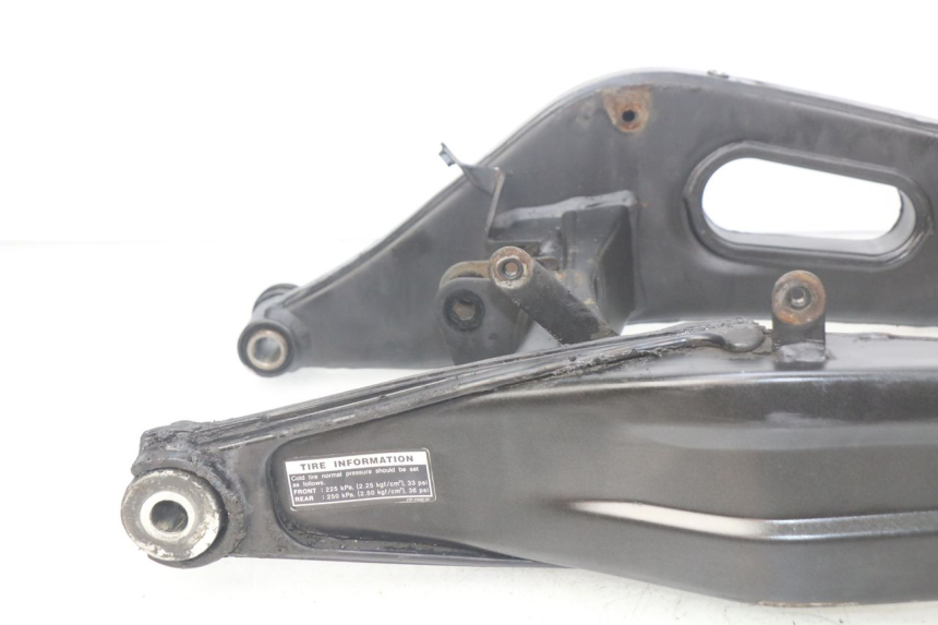 photo de Balança traseira YAMAHA MT-07 MT07 ABS 700 (2014 - 2017) - Peça verificada