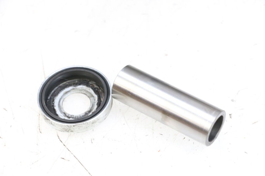 photo de BRAÇO OSCILANTE YAMAHA MT-07 MT07 ABS 700 (2018 - 2020) - Outro ângulo de visão