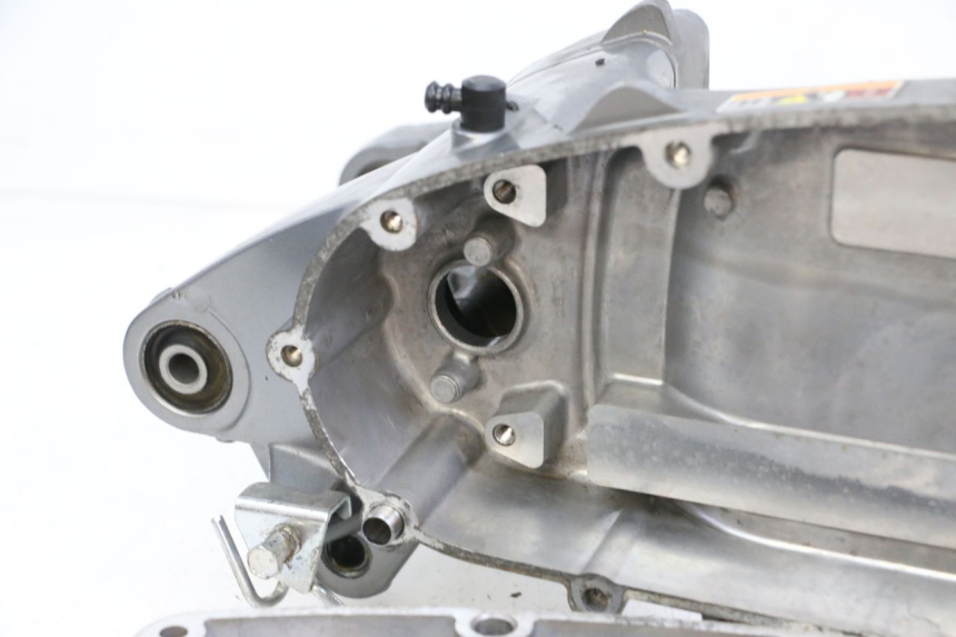 photo de BRAÇO OSCILANTE YAMAHA NEO'S CORE 1 (2022 - 2026) - Inspeção visual