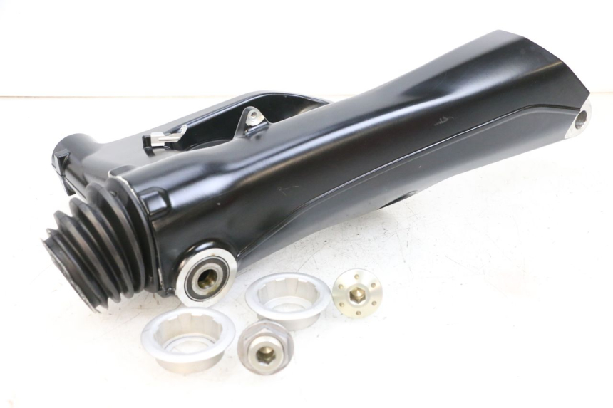 photo de BRAÇO OSCILANTE BMW R GS 1250 (2021 - 2024) - Zoom do estado de desgaste