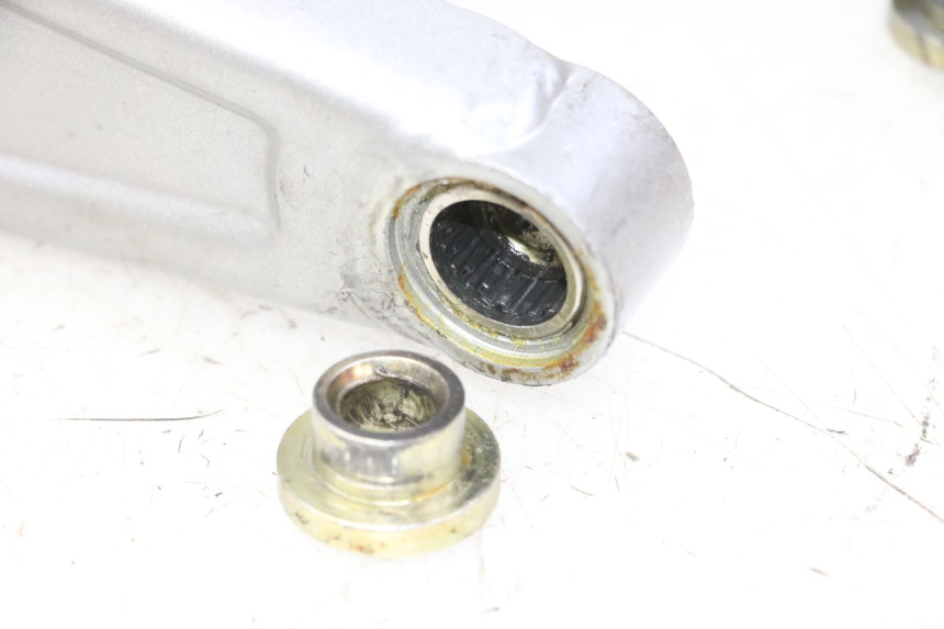 photo de Balança traseira APOLLO RFZ 125 - Pontos de fixação