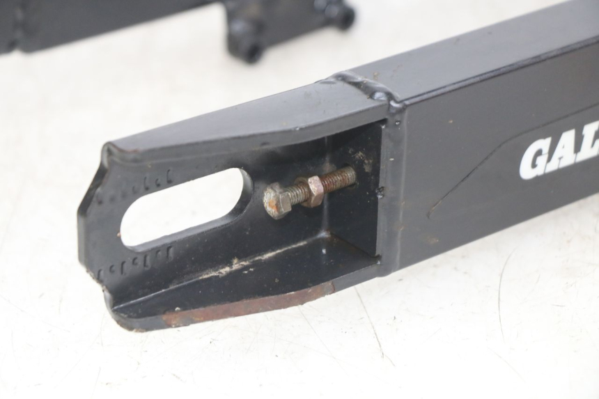 photo de BRAÇO OSCILANTE SHERCO SM-R 50 (2018 - 2021) - Pontos de fixação