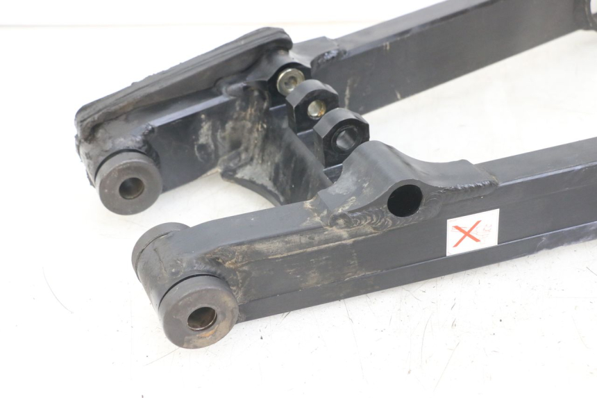 photo de BRAÇO OSCILANTE TRIUMPH SPEED TRIPLE T301 900 (1994 - 1996) - Ampliação dos componentes